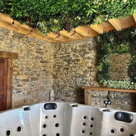 Valentina -inn With Apartamento Carcassonne